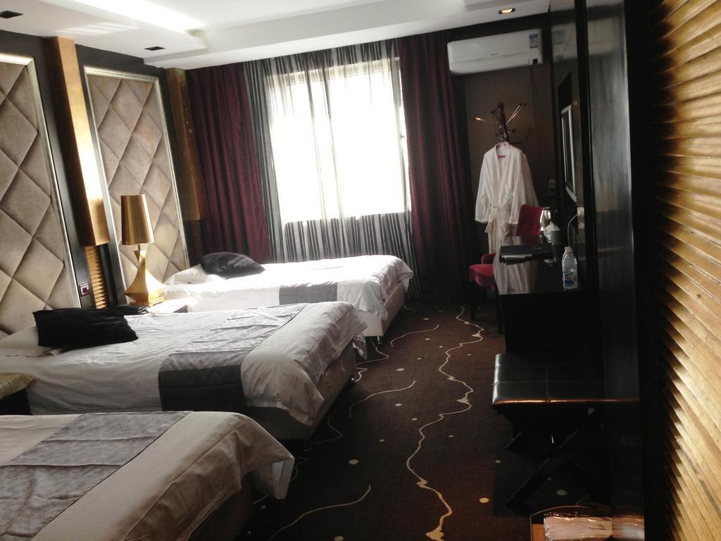 Harbin Yakelai Holiday Hotel الغرفة الصورة